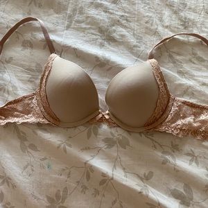 Victoria’s Secret push up bra